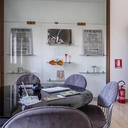 Penzion Grand - Affitti Brevi Italia *