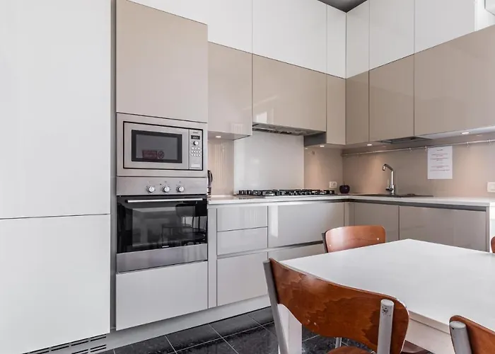 Grand - Affitti Brevi Italia *