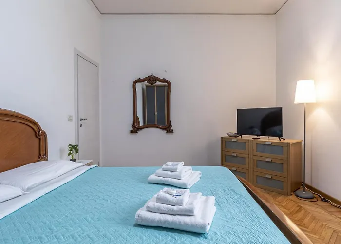 Grand - Affitti Brevi Italia *